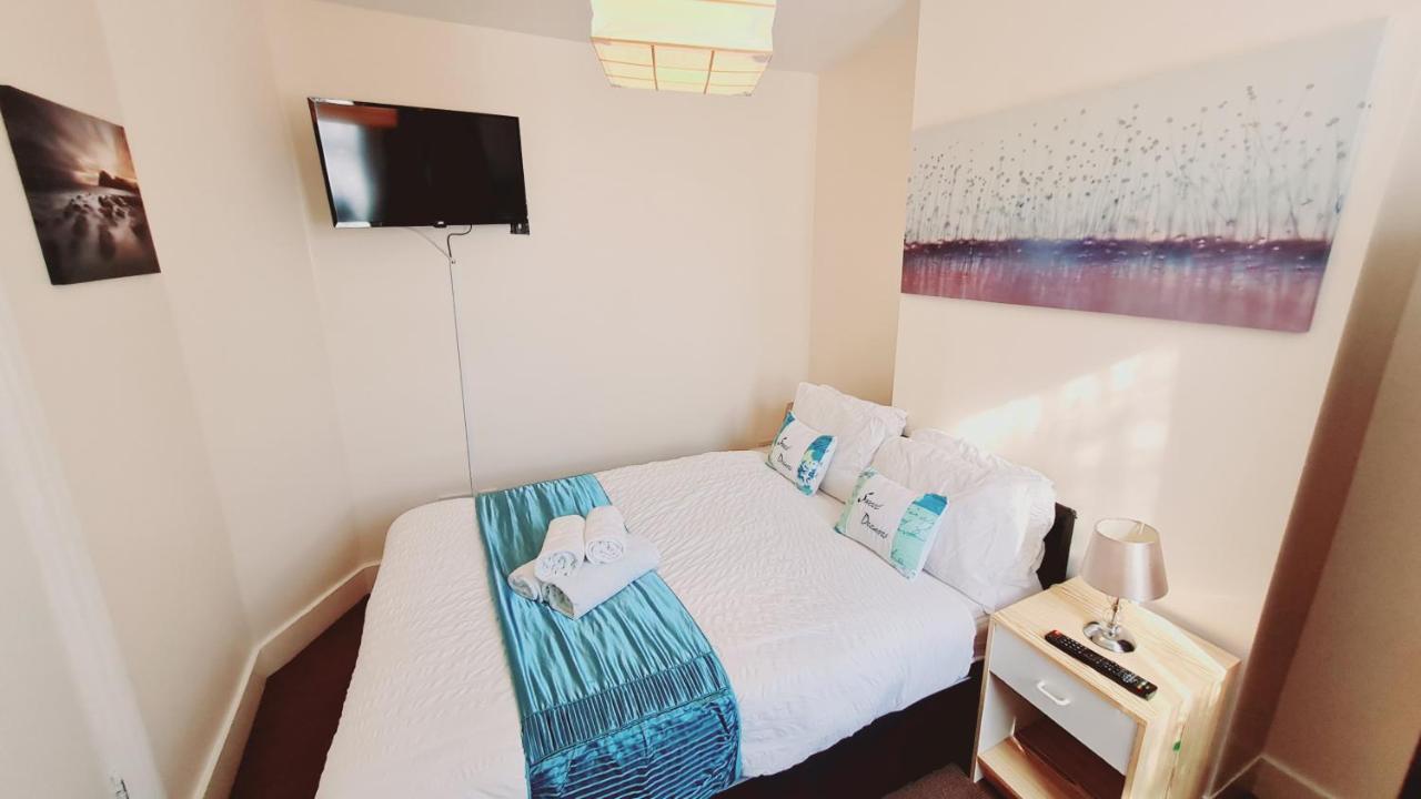 Cedar Villa - Perfect For Longer Stays Чатъм Екстериор снимка
